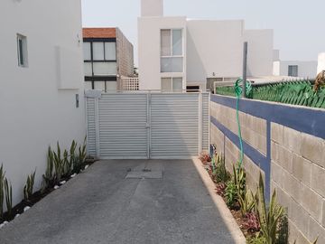 Casa en venta en el fraccionamiento Aiyana Residencial en Santa Fe Xochitepec, Morelos