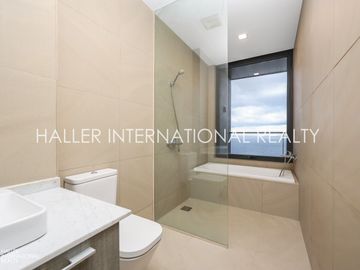 2007 The Reef Residences | Mactan Cebu