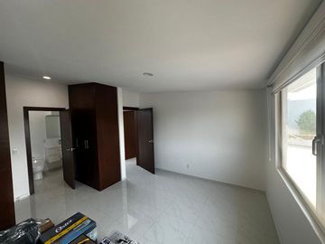 Casa en venta en fraccionamiento las Bárcenas Metepec, Estado de México.