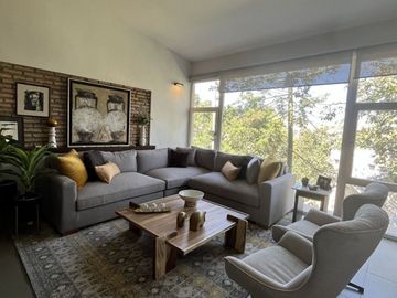 CASA EN VENTA EN LAS CAÑADAS