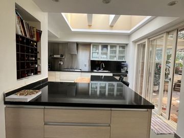 CASA EN VENTA EN LAS CAÑADAS