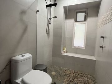 CASA EN VENTA EN LAS CAÑADAS
