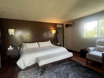 CASA EN VENTA EN LAS CAÑADAS