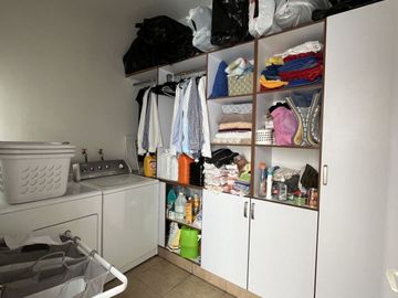 CASA EN VENTA EN LAS CAÑADAS