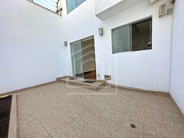 DEPARTAMENTO TIPO CASA CHALET EN VENTA EN MAGDALENA CON SAN ISIDRO