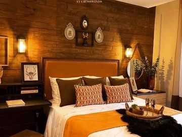Pasalo Resale condo in Crosswind Tagaytay!!