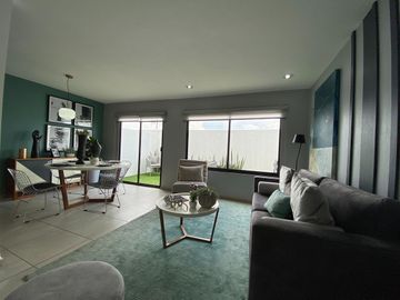 CASA EN VENTA TOLUCA CERCA DEL PARQUE TOLUCA 2000 Y DEL AEROPUERTO INTERNACIONAL