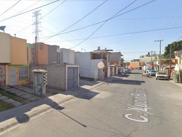 CASA EN VENTA EN