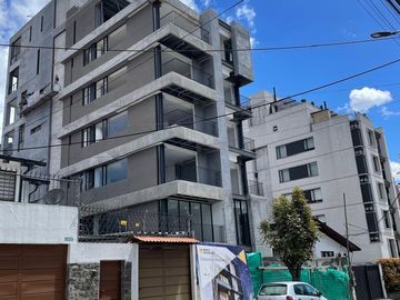 GRANDA CENTENO SE VENDE DEPARTAMENTO