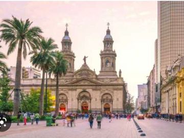 SE VENDE Hermoso dep en Plaza de Armas.