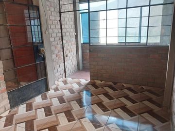VENTA CASA TORNAMEZA HUAROCHIRI