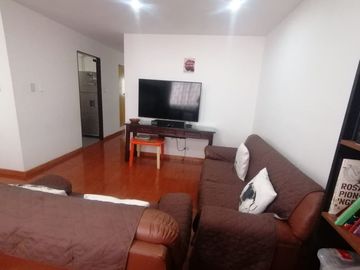 SE VENDE DEPARTAMENTO 3 PISO CON AIRES EN UN 4 PISO SUPER BONITO Y ESPACIOSO