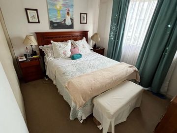 Casa Esquina en Micro barrio de Villa Jardines de Santa María, Maipú.