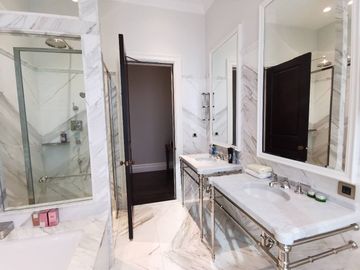 98 Wireless: 132sqm 2bed 3bath 110,000,000 Embassy view unfurnished Am: 065619----