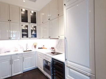 98 Wireless: 132sqm 2bed 3bath 110,000,000 Embassy view unfurnished Am: 065619----