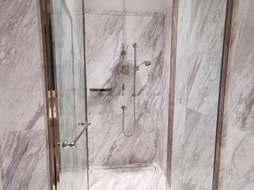 98 Wireless: 132sqm 2bed 3bath 110,000,000 Embassy view unfurnished Am: 065619----