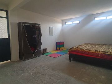 venta de casa con excelente ubicacion