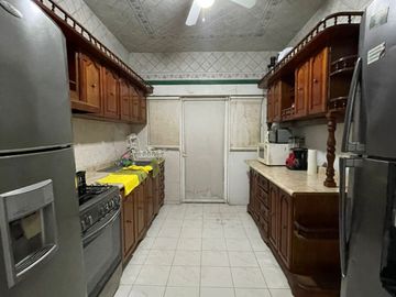 FINCA CON JARDÍN EL ENCANTO en VENTA AV. CENTRAL, COLONIA CAMPESTRE, VERACRUZ, VER. A 2 CUADRAS DEL PUENTE NUEVO VERACRUZ DE LA CARRETERA FEDERAL