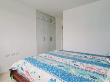Venta de preciosa casa diseño moderno en Etapa Brisana - Urb Casalaguna/ km 12 av. León Febres Cordero.
