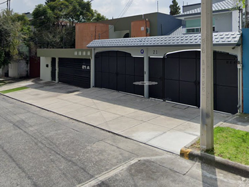 VENDO CASA EN CIUDAD SATELITE