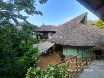 Casa en venta ECOLOGICA SUSTENTABLE en Sayulita Nayarit con panel solar