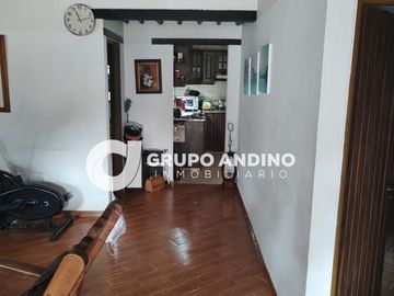 Se Vende Casa en conjunto Residencial Castilla la Nueva