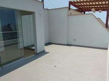 ¡OPORTUNIDAD ÚNICA! DEPARTAMENTO TRIPLEX EN LA CALERA SURQUILLO