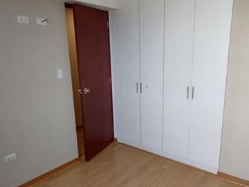 ¡OPORTUNIDAD ÚNICA! DEPARTAMENTO TRIPLEX EN LA CALERA SURQUILLO