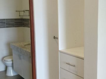 ¡OPORTUNIDAD ÚNICA! DEPARTAMENTO TRIPLEX EN LA CALERA SURQUILLO