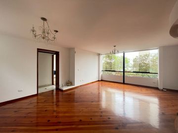FLAT TOTALMENTE REMODELADO FRENTE AL CLUB SUIZO