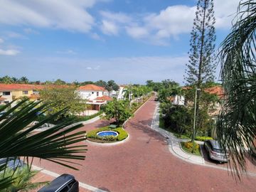 Vendo departamento en el km 3.5 vía a Samborondon, Urbanización Paseo del Sol