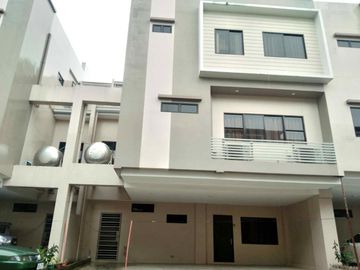 Spacious and 6-Bedroom Fully Furnished Townhouse in Mandaue City, Cebu