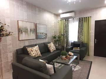 Spacious and 6-Bedroom Fully Furnished Townhouse in Mandaue City, Cebu