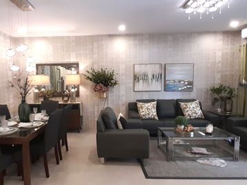 Spacious and 6-Bedroom Fully Furnished Townhouse in Mandaue City, Cebu