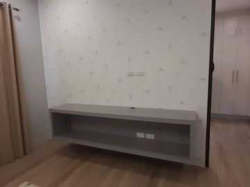 Spacious and 6-Bedroom Fully Furnished Townhouse in Mandaue City, Cebu