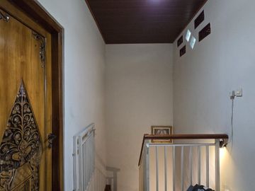 DI Jual rumah bagus siap huni di jatinegara indah jakarta timur
