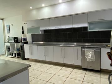 Casa Venta a unos pasos del Parque Metropolitano Pza Galerías