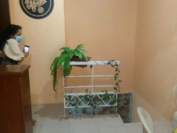 CASA CON LOCALES EN LA CIUDADELA MEXICO - SUR DE QUITO