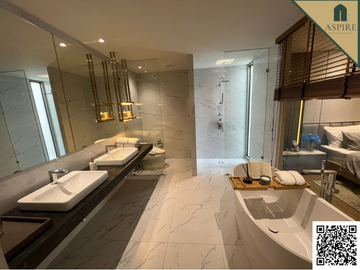 [For Sale] Luxury 4-Storey Townhouse, 4 Bedrooms with Private Swimming pool Resort style