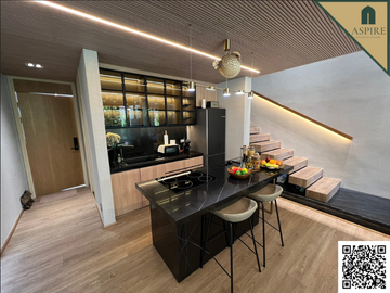 [For Sale] Luxury 4-Storey Townhouse, 4 Bedrooms with Private Swimming pool Resort style