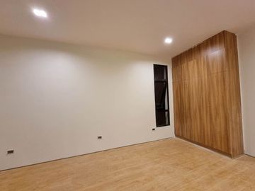 House for sale in Vista Verde Cainta