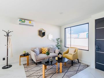 CASA EN VENTA EN XOCHITEPEC, MORELOS; MEX. 3 RECÁMARAS, ALBERCA, PET PARK, MULTI CANCHAS.