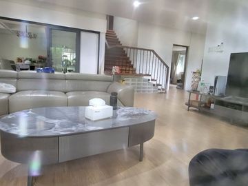 GOOD LOCATION! BIG CUT LOT! DASMARINAS VILLAGE HOUSE FOR SALE!