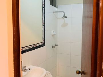 SE VENDE DEPARTAMENTO 2DO PISO - SANTA ANITA