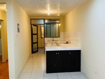 SE VENDE DEPARTAMENTO 2DO PISO - SANTA ANITA