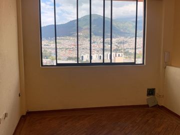 EXCELENTE PRECIO EN VENTA CASA RENTERA SECTOR EL RECREO SUR DE QUITO