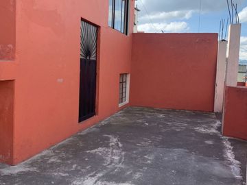EXCELENTE PRECIO EN VENTA CASA RENTERA SECTOR EL RECREO SUR DE QUITO