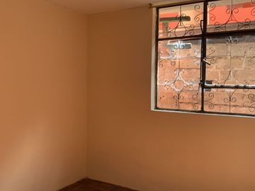 EXCELENTE PRECIO EN VENTA CASA RENTERA SECTOR EL RECREO SUR DE QUITO