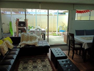Regional, casa y 6 cabañas UF 10.350