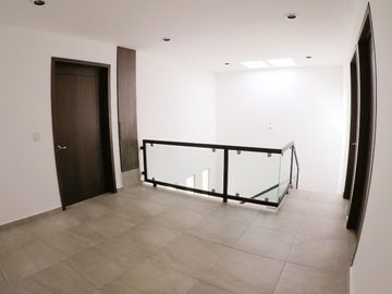 VENTA DE CASA EN FRACC. CIMA DIAMANTE, LEÓN, GTO.
